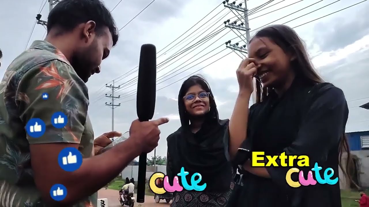দুই সুন্দরীর মজার কুইজ চ্যালেঞ্জ: টঙ্গীর স্টেশনে হাসির বন্যা!