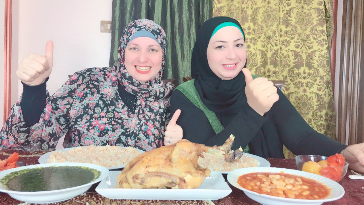 تحدى اكل دجاجة بلدى مع الفاصولياء البيضاء والملوخيه والارز بالشعريه ماما وخالتو ضد فارس وبابا ...!