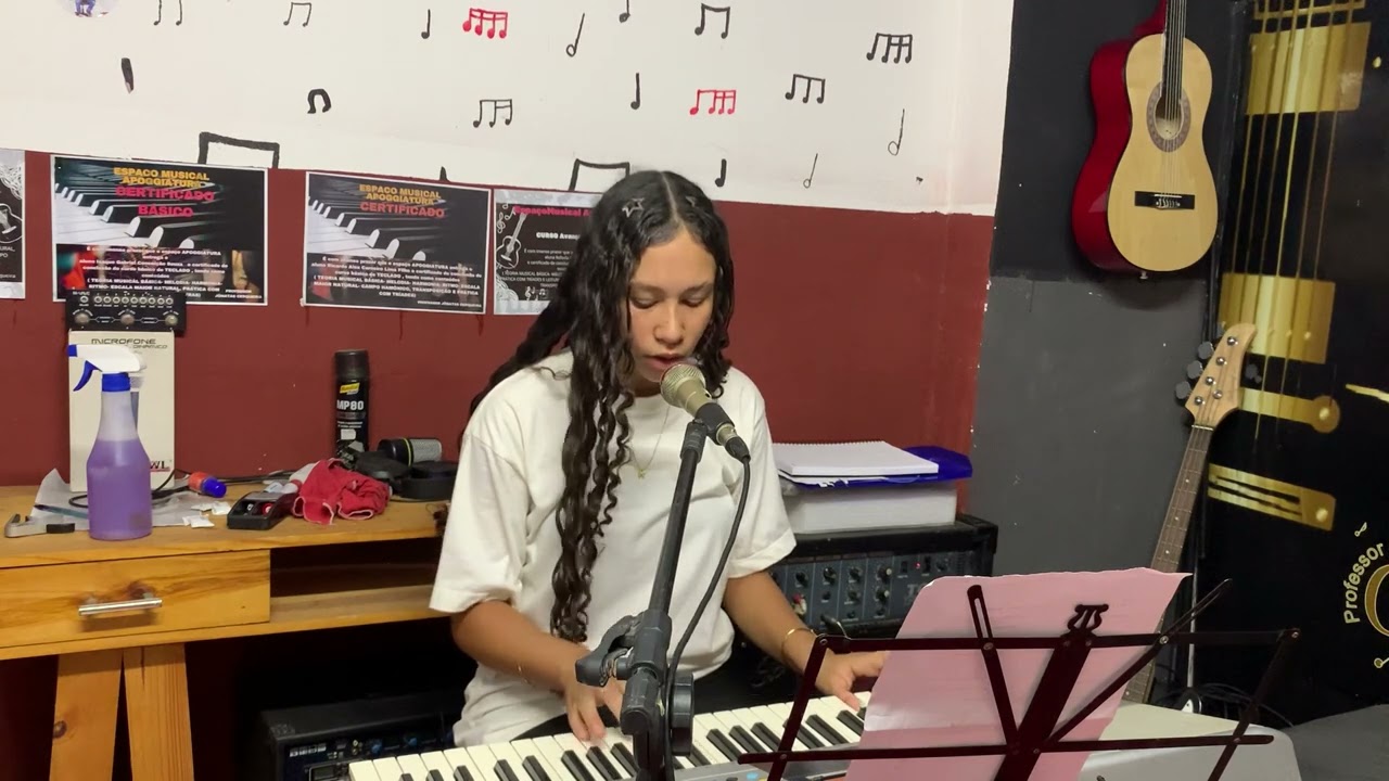 Primeira música de Ketlly (TE AGRADEÇO) Teclado/voz