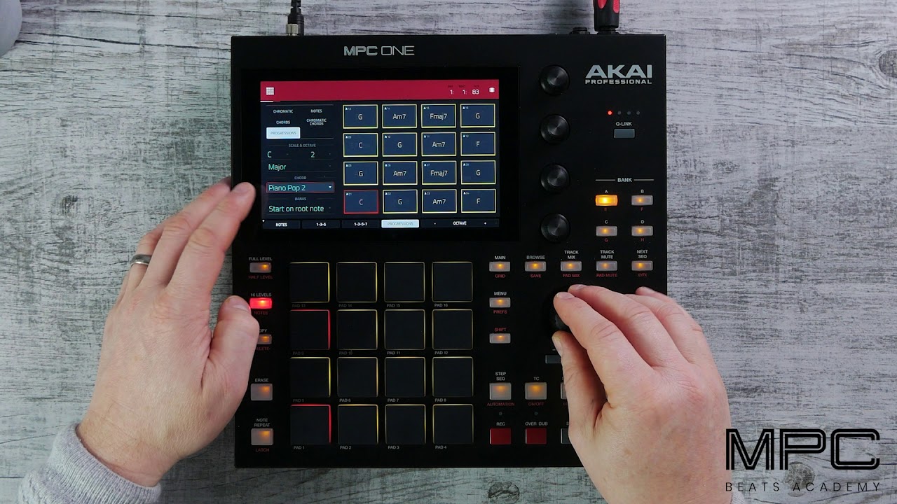 Начало работы с MPC One | Использование режима &laquo;Аккорды и гаммы&raquo;