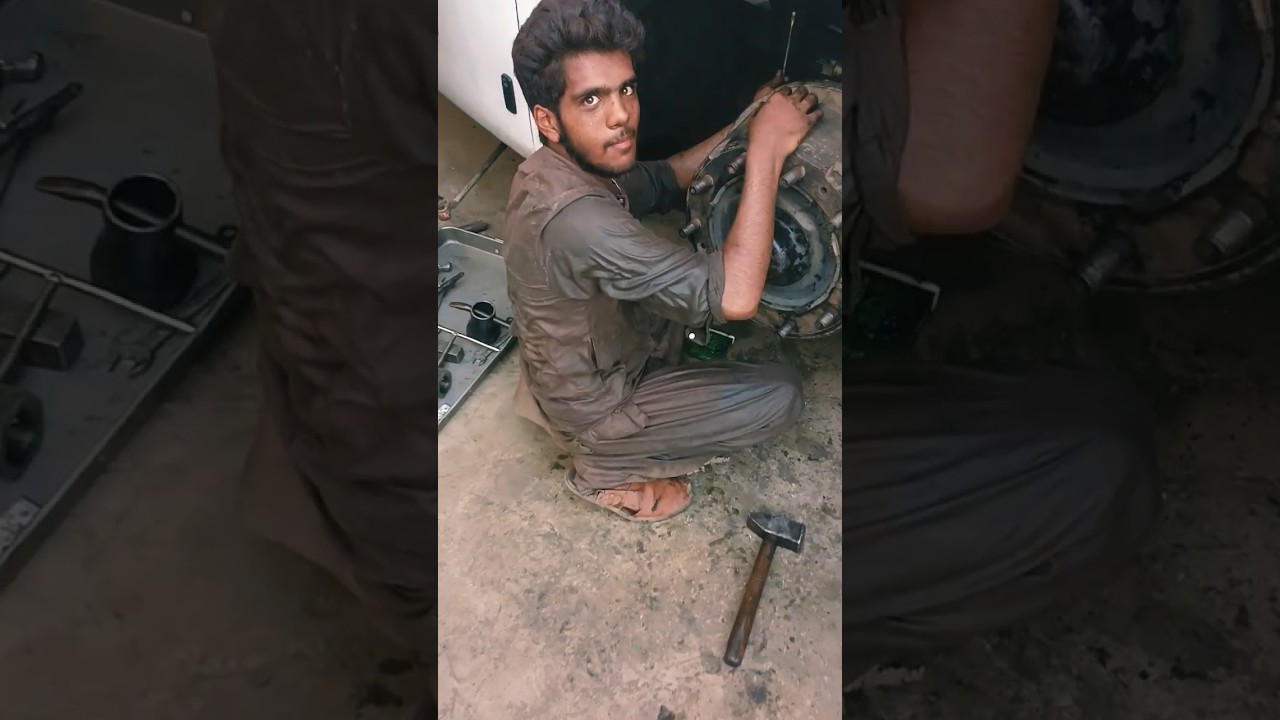mechanic hard work #bus #hard #worker #shortvideo #bus #car #car #wow #shorts