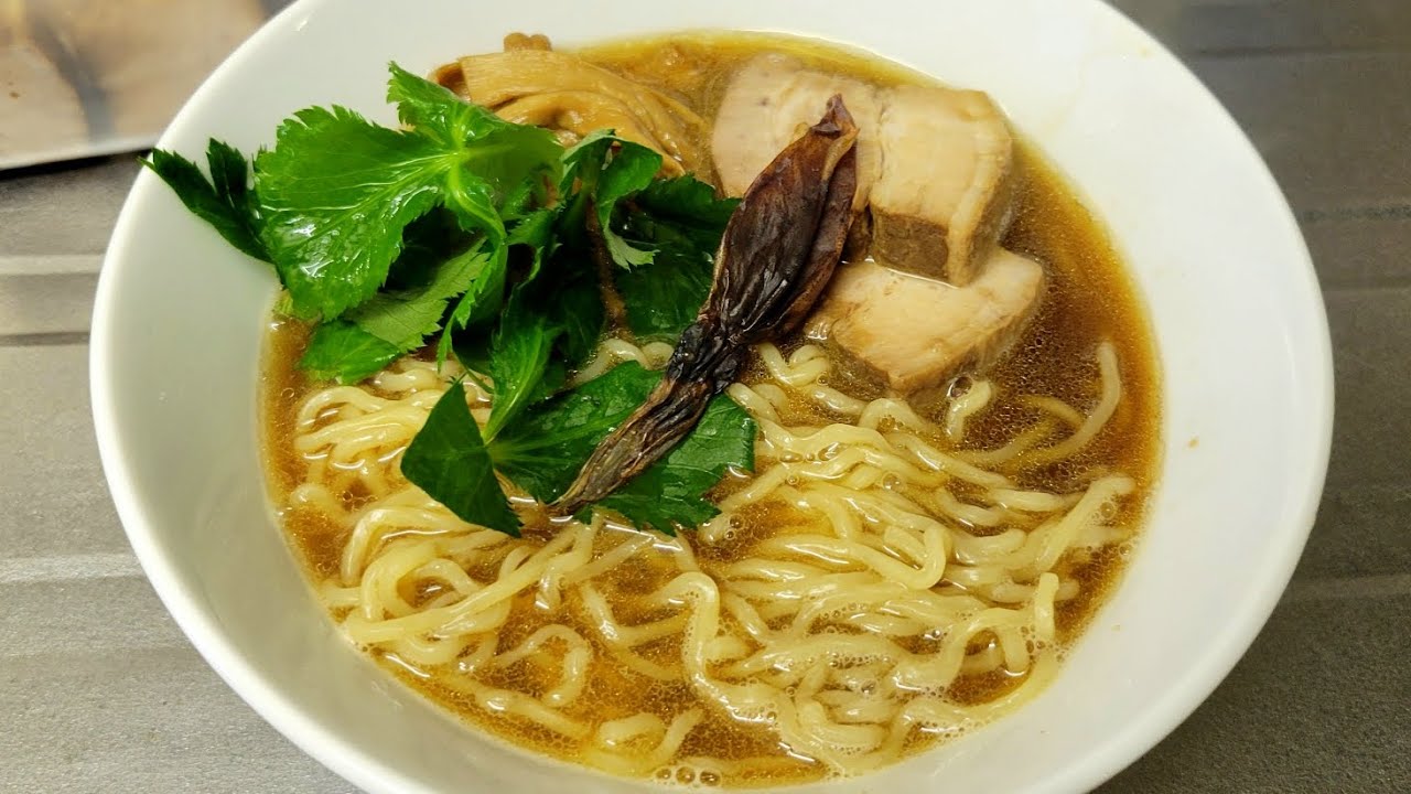 イカ煮干ラーメン(淡)