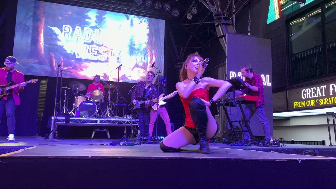 Radical West with Lisa Foiles performing Heartbreaker