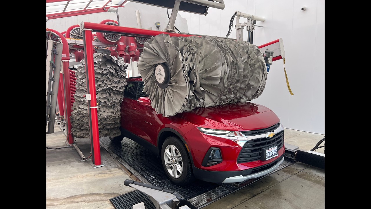 Rapids Express Car Wash: Orange Katella Ave Site