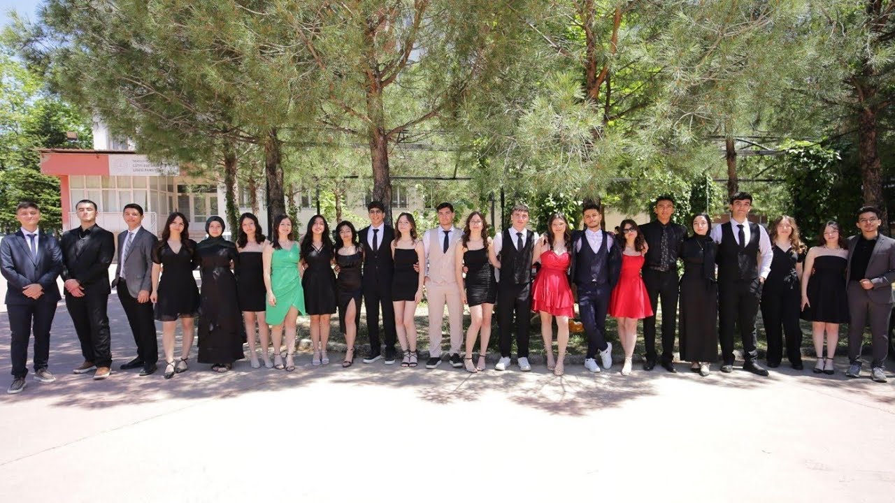 Lütfi Ege Anadolu Lisesi | 12/C 2024 Yıl Sonu Videosu