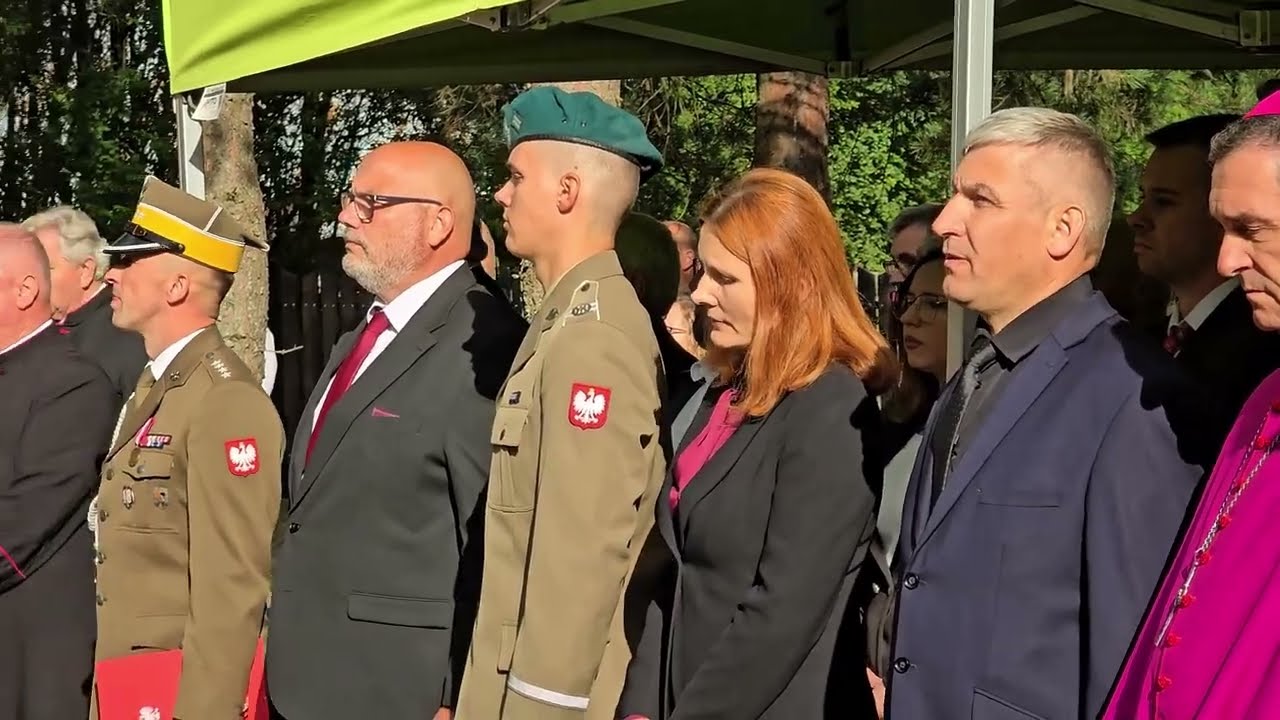 Uroczyste odsłonięcie pomnika upamiętniającego sierż. Mateusza Sitka. Czerlonka, 23.08.2025