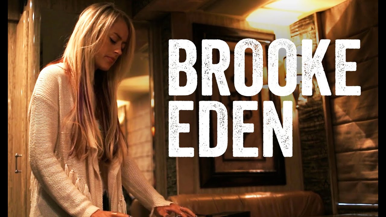 Brooke Eden - If I Would've Known [Live Performance]