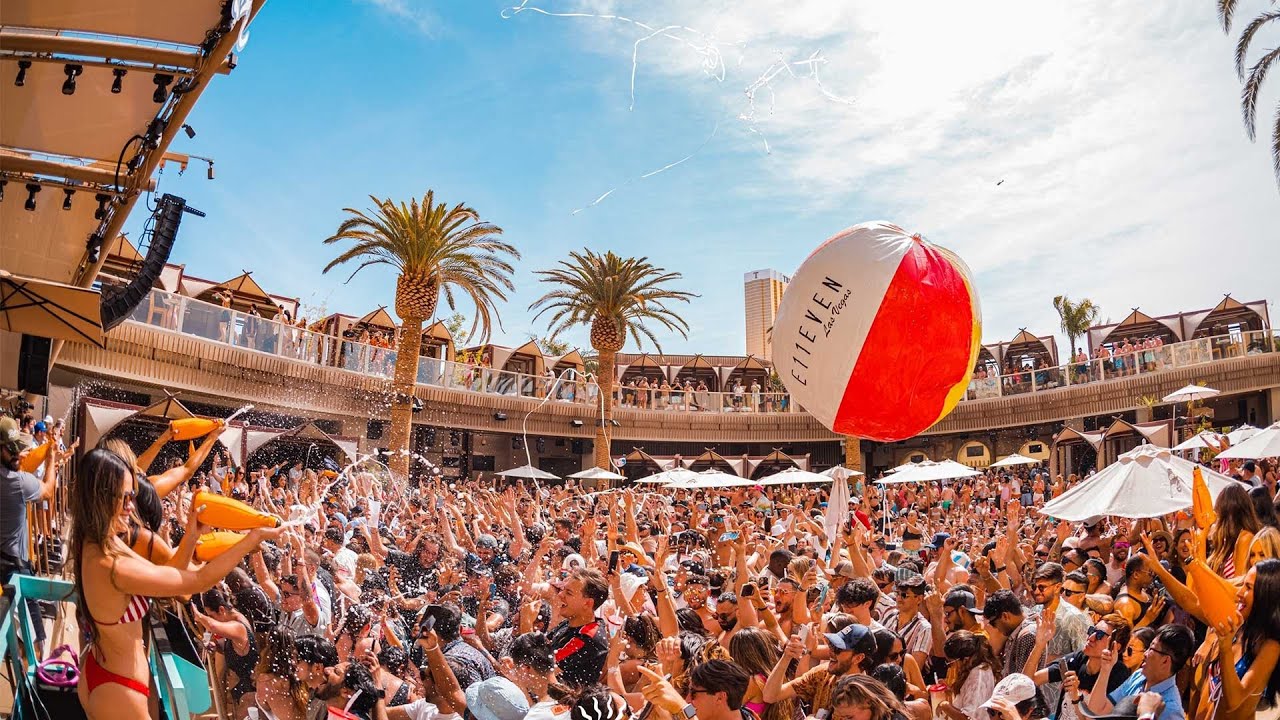 MDW2022 x 11VEGAS  ♥️♣️♦️♠️