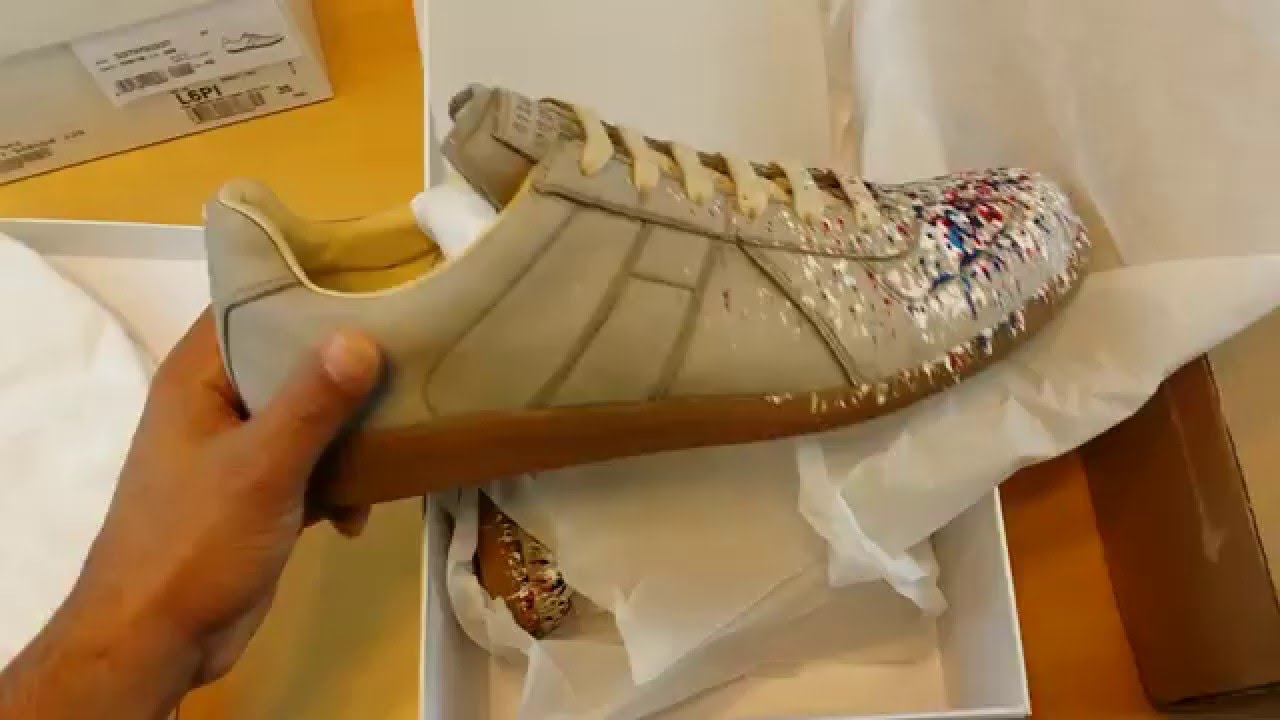 UNBOXING