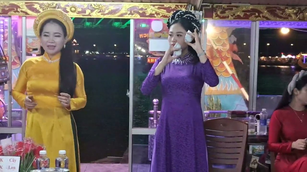 Ca Huế Trên Sông Hương Hè 2025