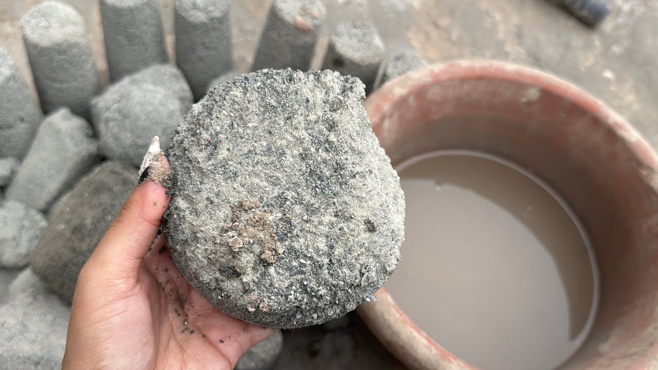 New video of Grey chips powder water 💦 claypot crumbling satisfying mixing 🔥