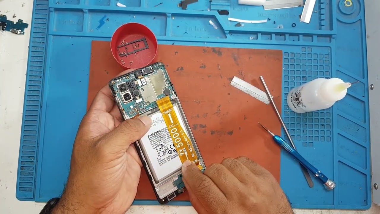 COMO TROCAR A TELA FRONTAL  DO SAMSUNG M32 ..SM- 325F
