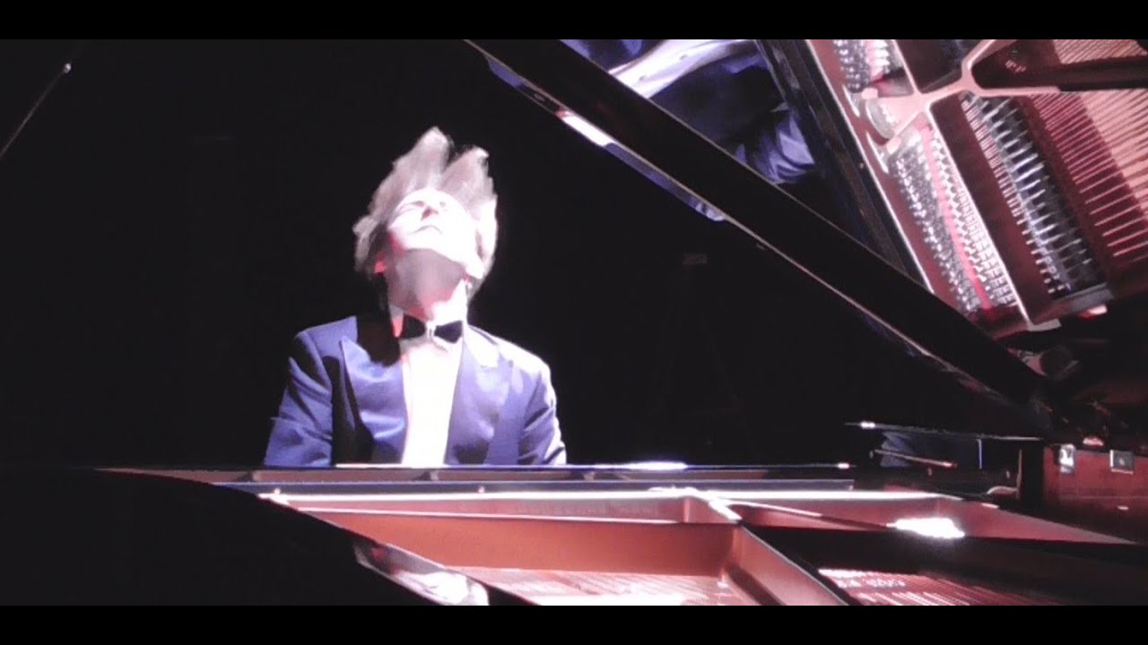 Beethoven - Piano Sonata no. 14 C-sharp minor Op. 27 no. 2 (