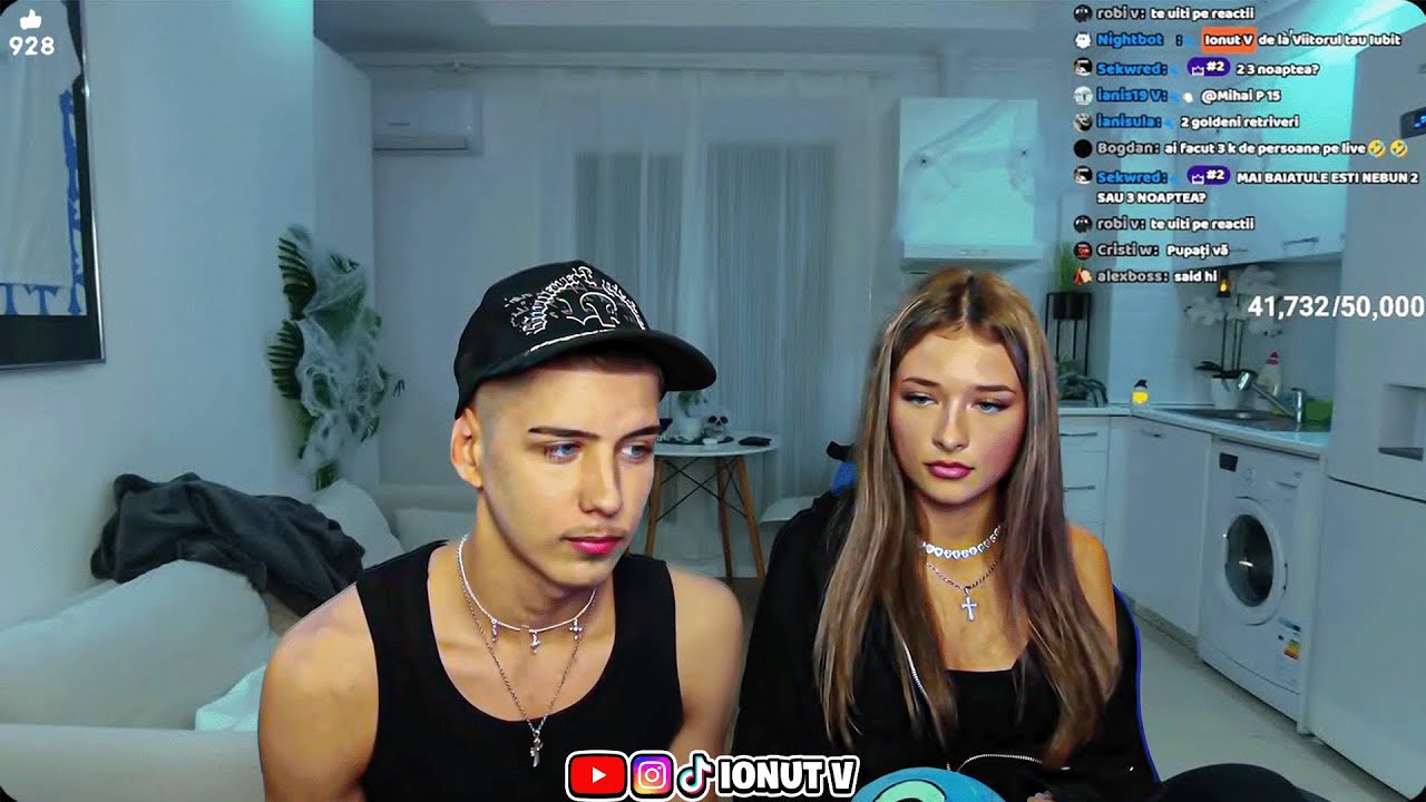 Live cu Andreea Jolie