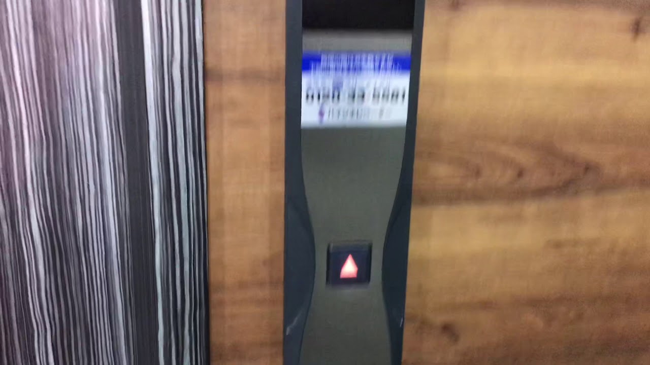 筑前屋 金沢片町店のエレベーター