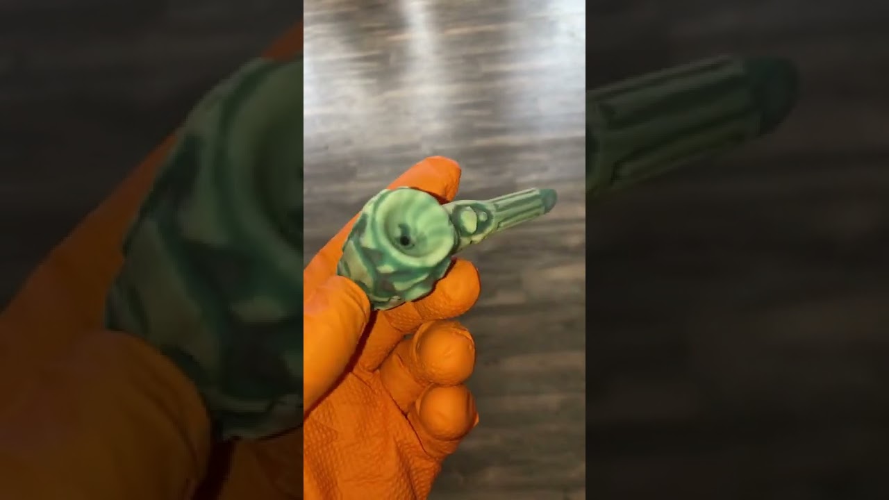 Creepy Mushroom Skull #pipe ! Uses 3 types of #boro ! #420 #glassart #headyglass