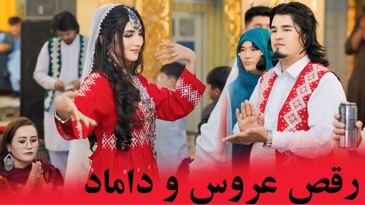 رسم و رواج تخت خینه عروس و داماد این بار با لباس هزارگی naz&joya