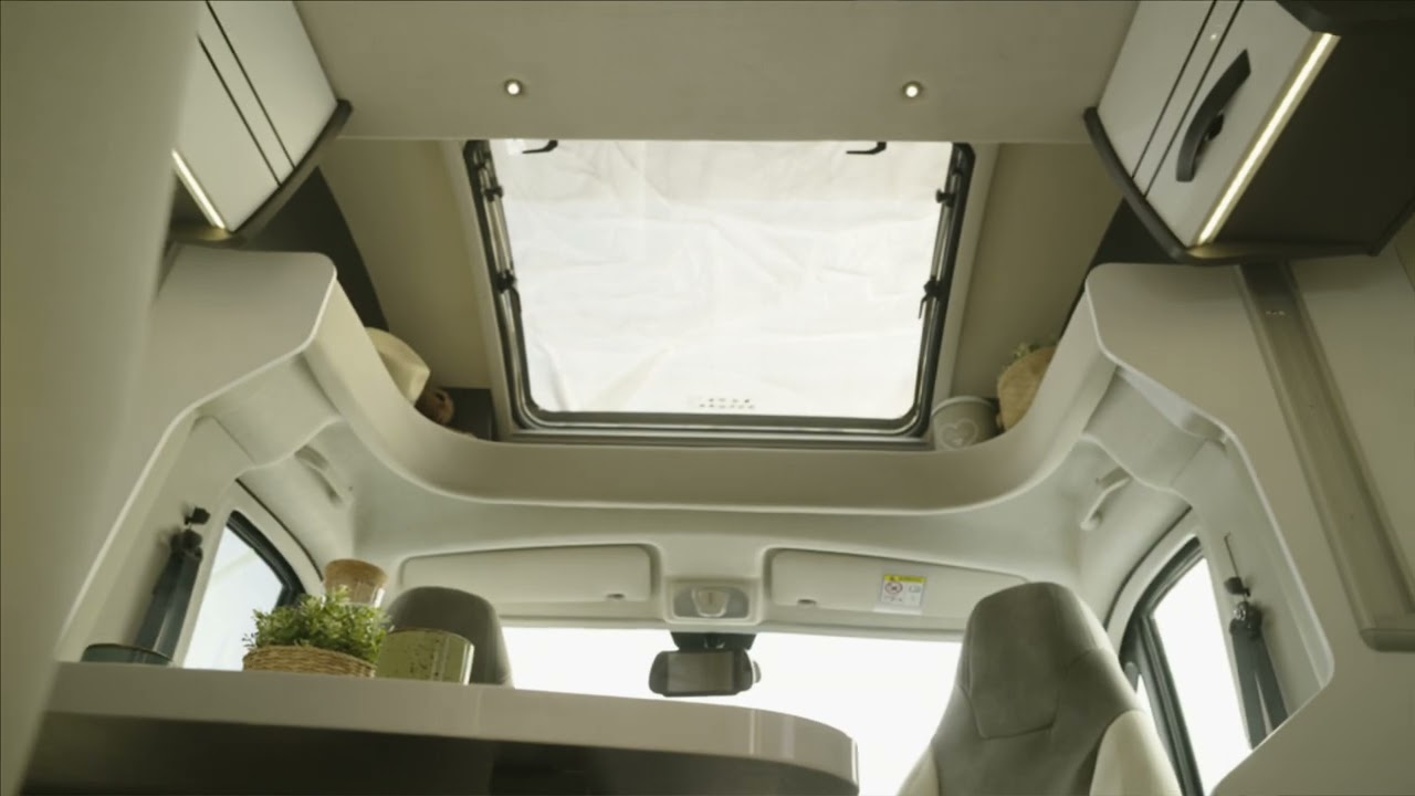 McLouis - 300 SERIES – LIVING AREA | Technical video