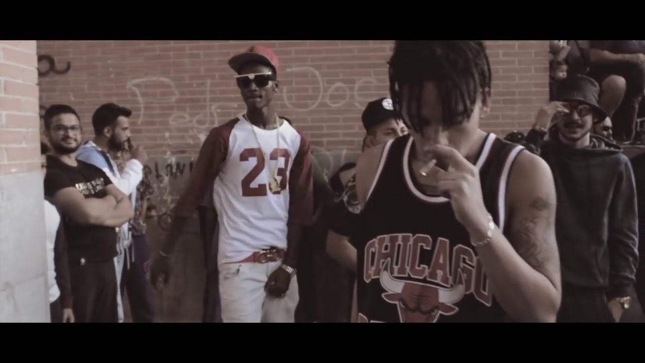 YUNG SARRIA - 