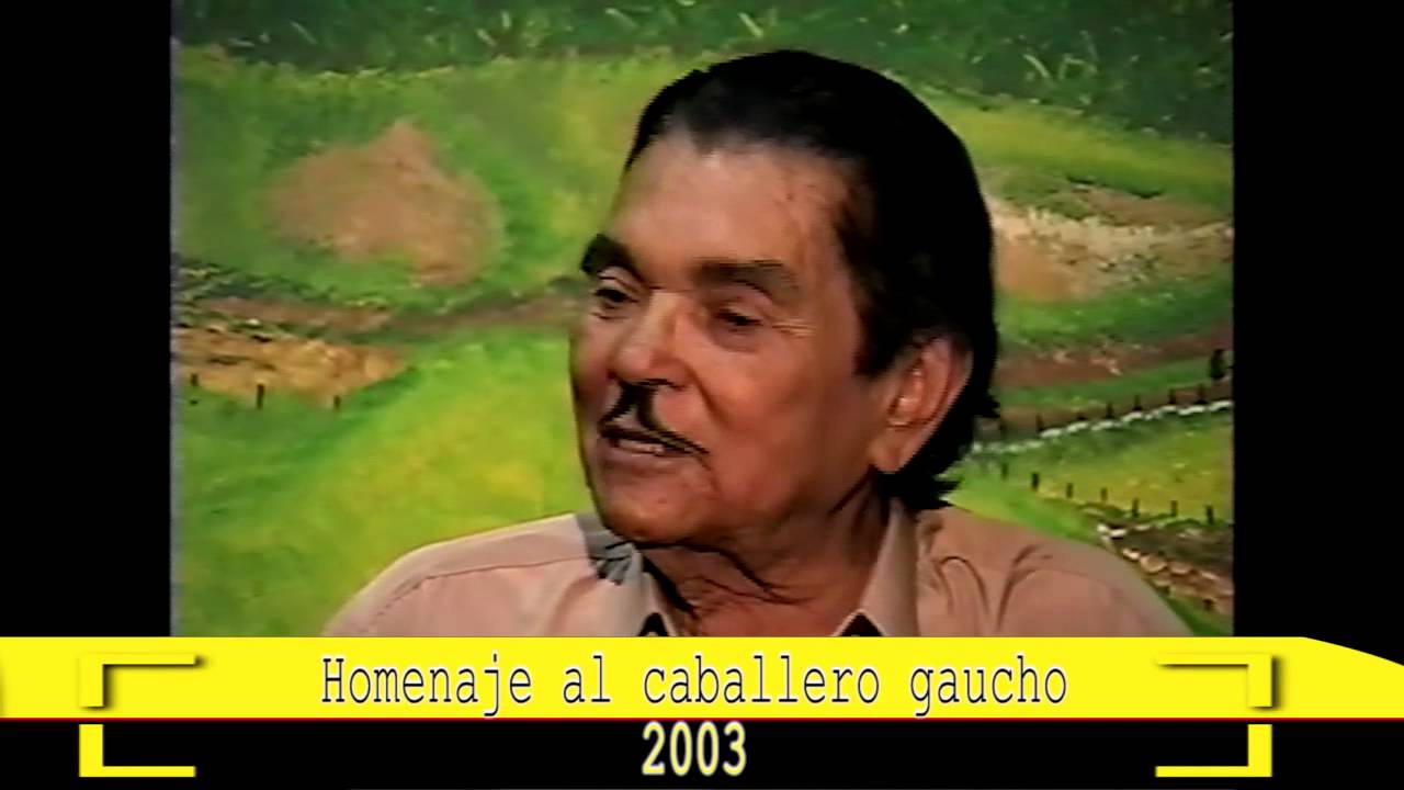 EN ARCHIVO (HOMENAJE AL CABALLERO GAUCHO)