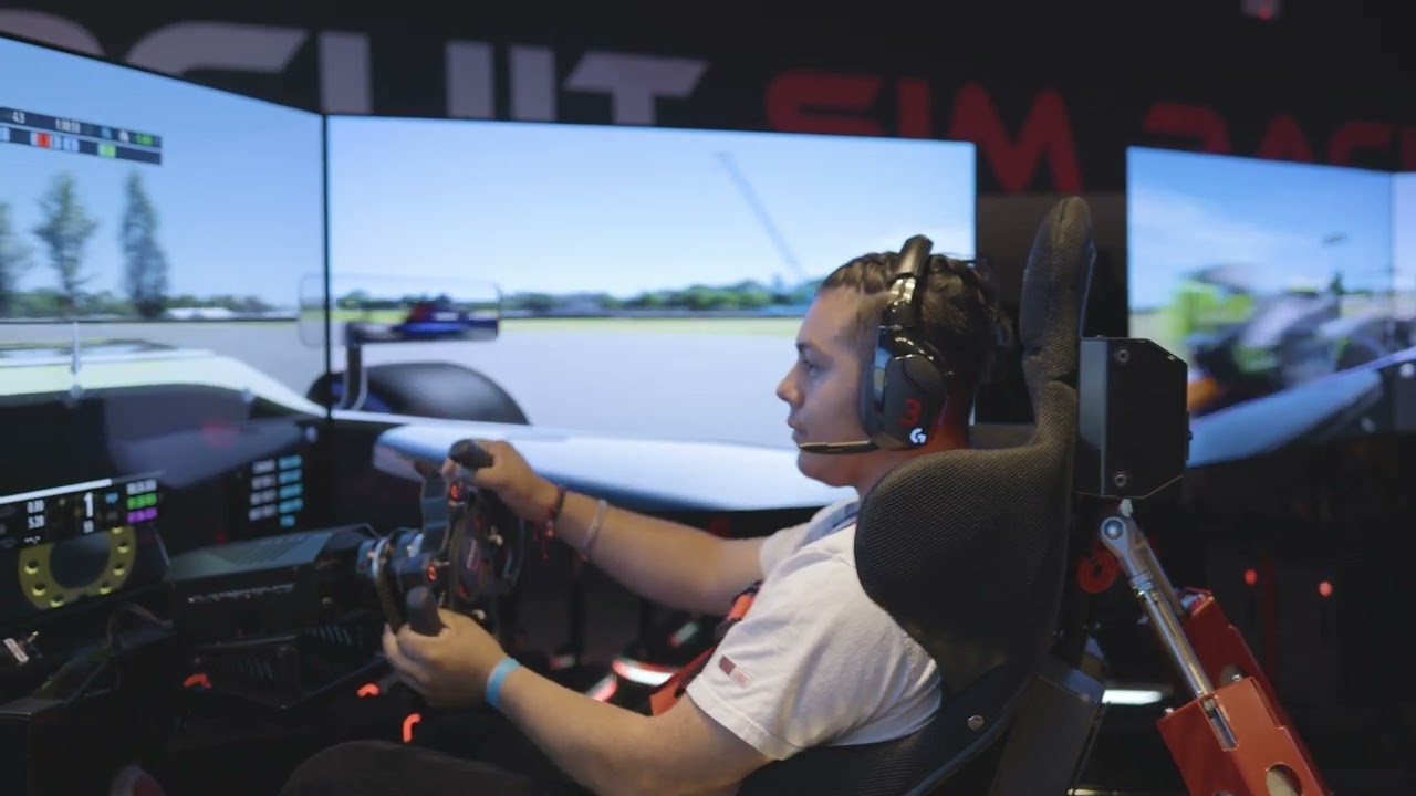 Sim Racing Center - Opening Day (featuring SimXperience)