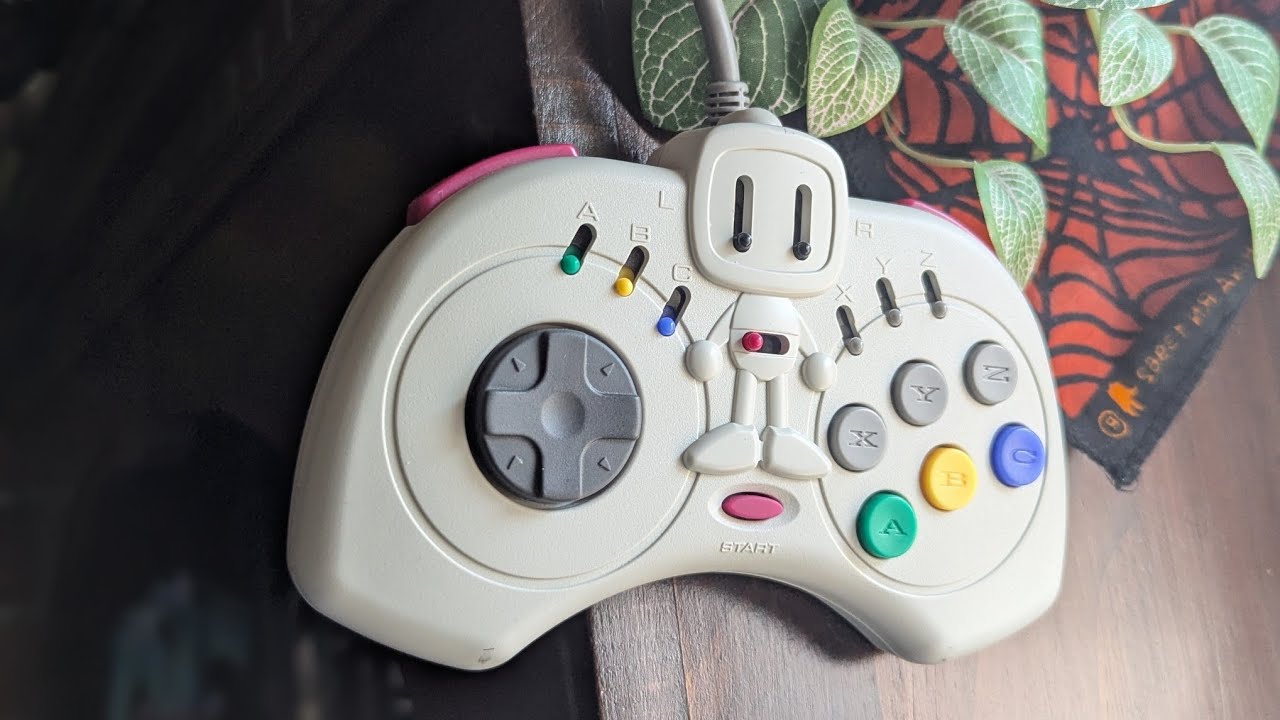 casually reviewing every controller I own~[#1] SBOM CARD Saturn Bomberman controller