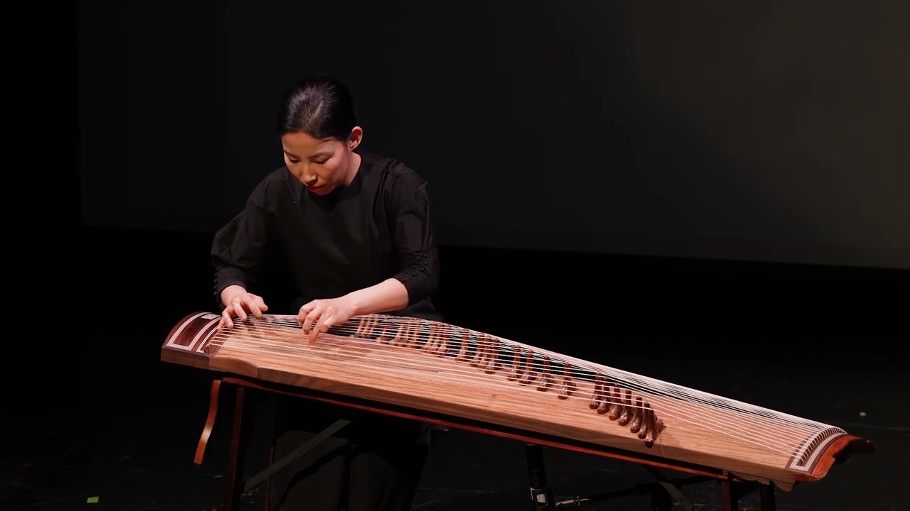 2024 Rhythm Connections - 'Ongheya' Variations for 25-String Gayageum 25현 가야금을 위한 허튼변주곡 '옹헤야' 이건용 작곡