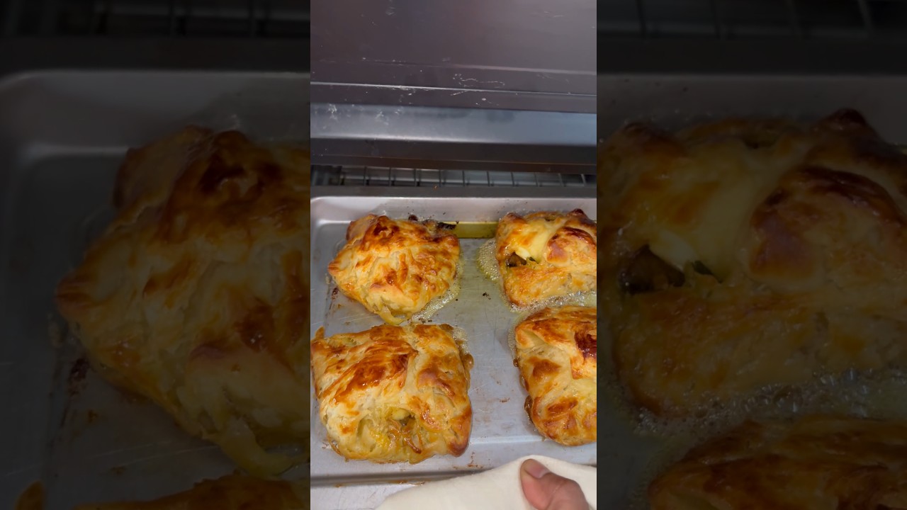🤤 Bakery Style Egg puff #subscribe #shorts #youtube #youtubeindia #cooking #shortvideo #food