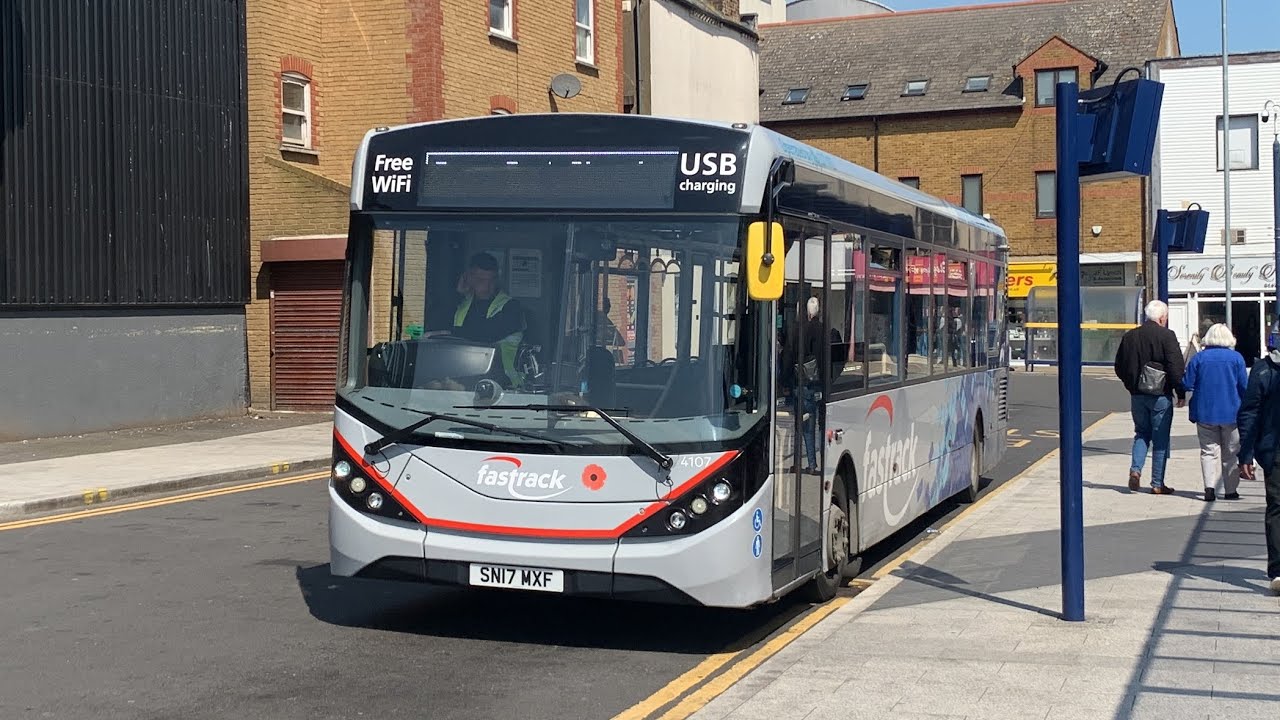 Max Out | Bus Journey: Arriva Kent Thameside Fastrack Route B - (4107, SN17MXF) | ADL Enviro200 MMC