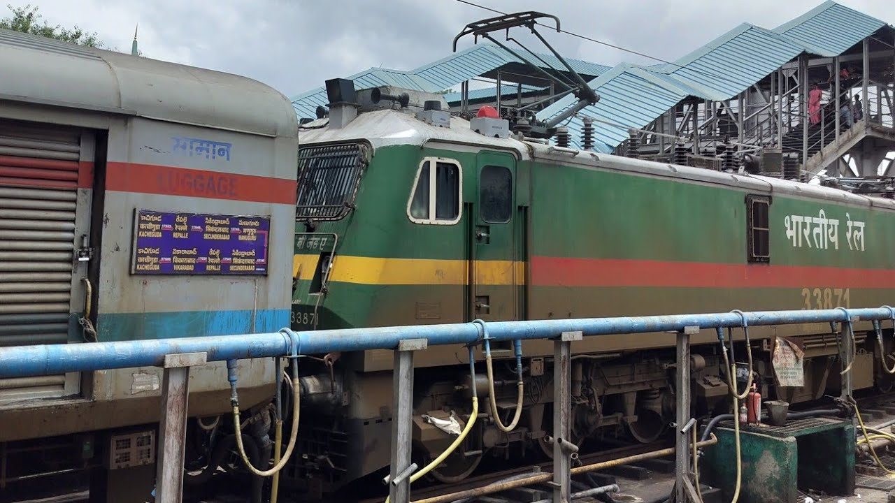 Early Morning Arrivals and Announcements in Secunderabad Railway Station | Rajdhani+Godavari+Delta..