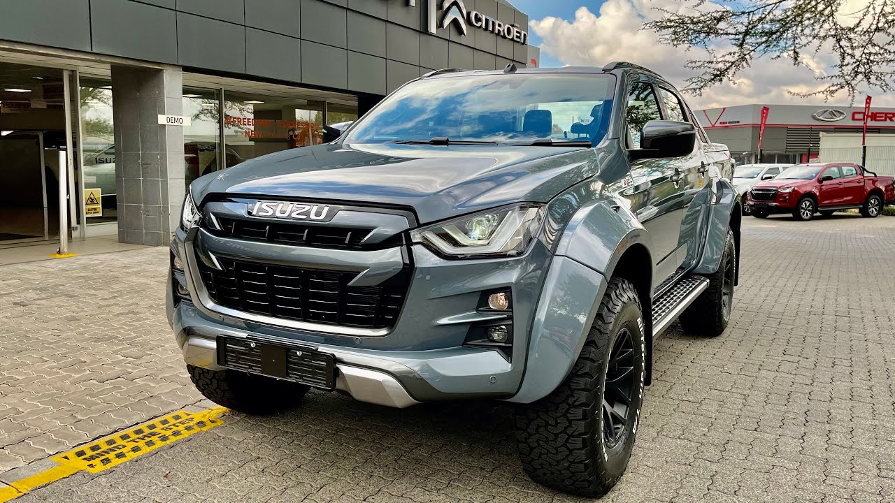 The LATEST Isuzu D MAX AT35 Off-road 4X4 by Arctic Trucks and uses the Isuzu D’Max 3.0L V6 Engine