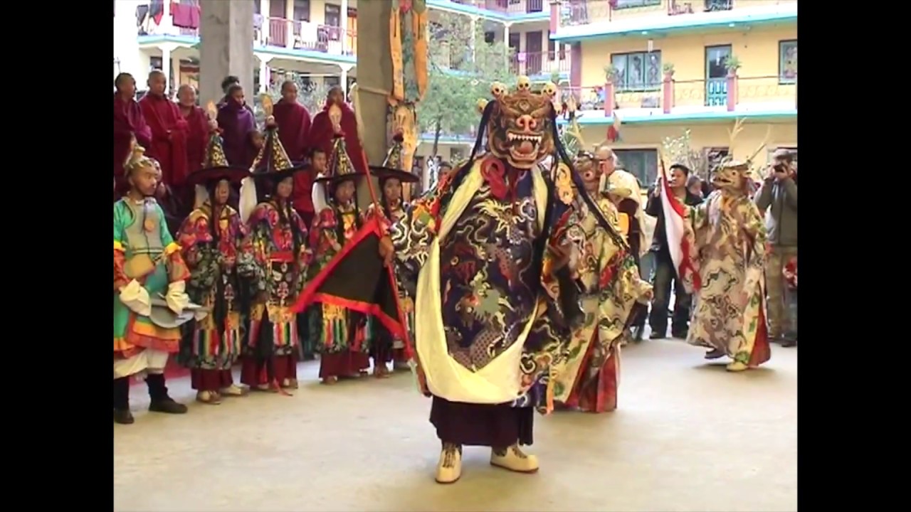 H.E.Drubwang Sangye Nyenpa Rinpoche performing Shing kyong dance