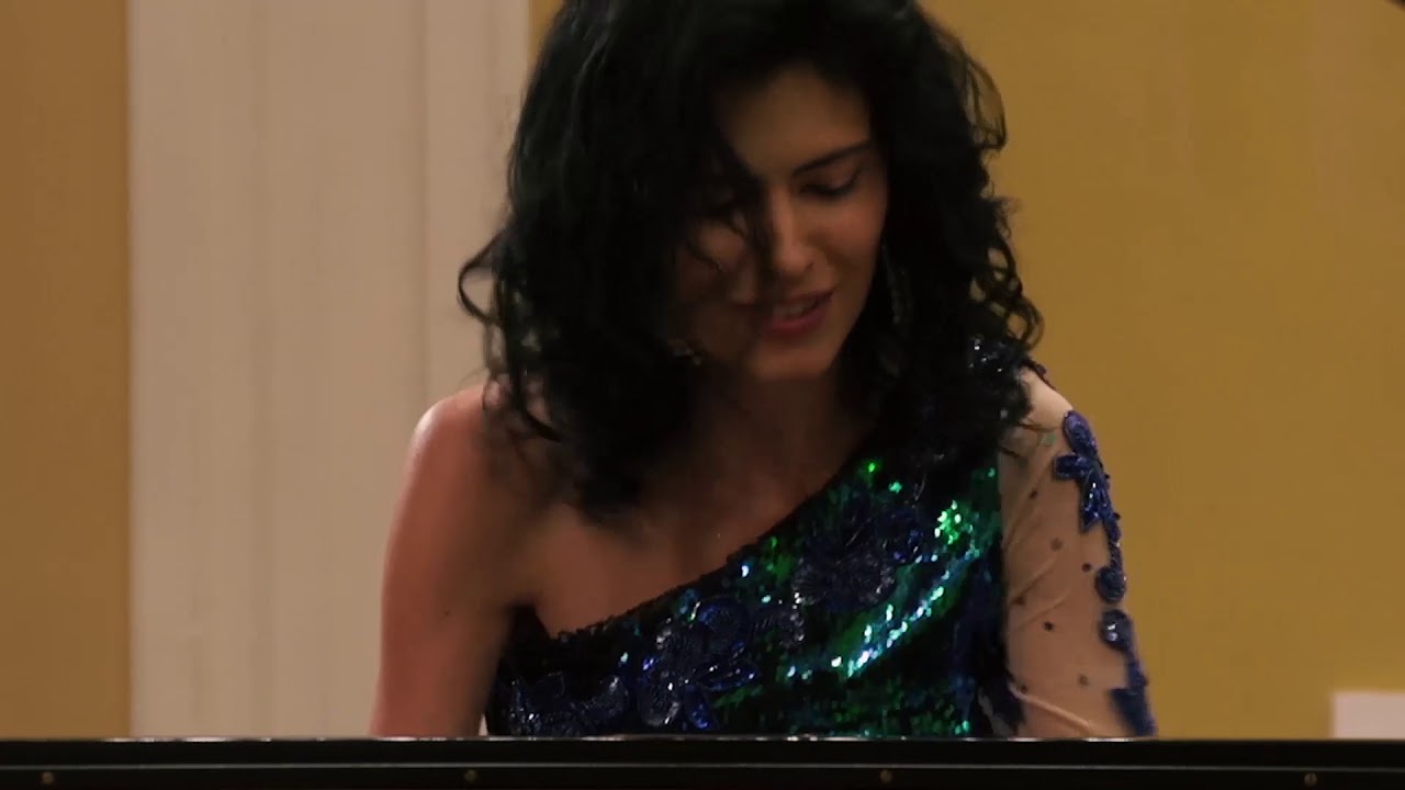Katie Mahan - Gershwin - Rhapsody in Blue
