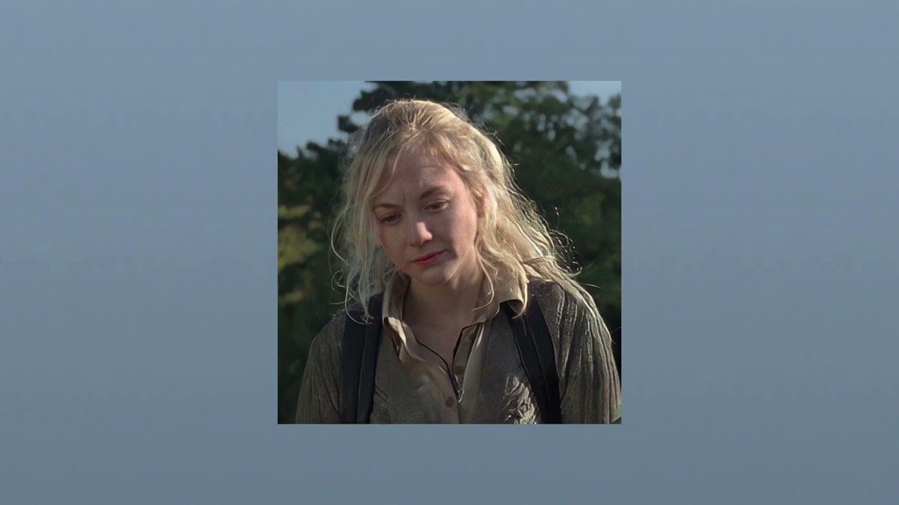 Emily Kinney - Walkin' Round Your Dreams