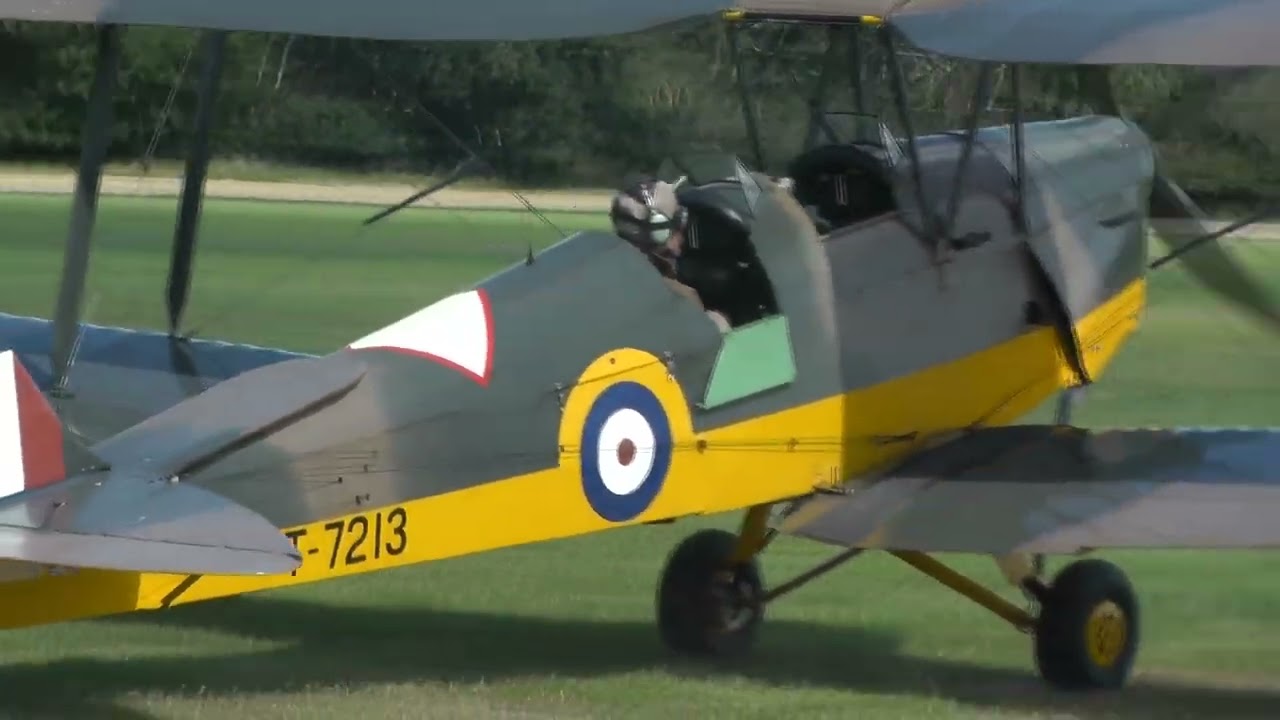 Flugshow Bienenfarm air show Vintage Aerobatic World Championship 2025