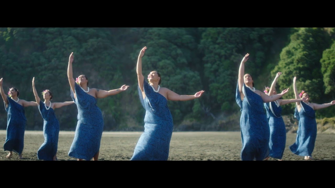 Sway by Myshaan - The Hula Journey  - Stunning Hawaiian dance in Aotearoa, NZ