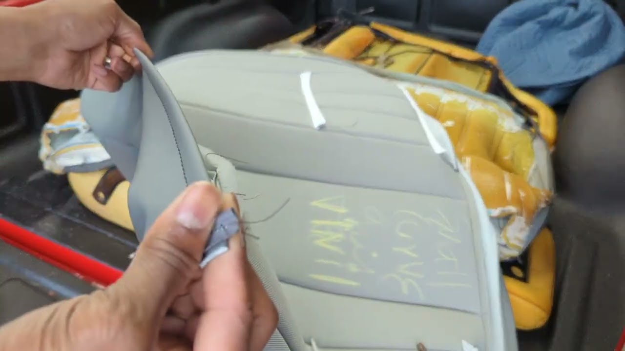 HOW TO RECOVER A SEAT USING HOG RINGS 2 DIF WAYS #WHY #automobile  #wild #crazy #seatcover #3w1b