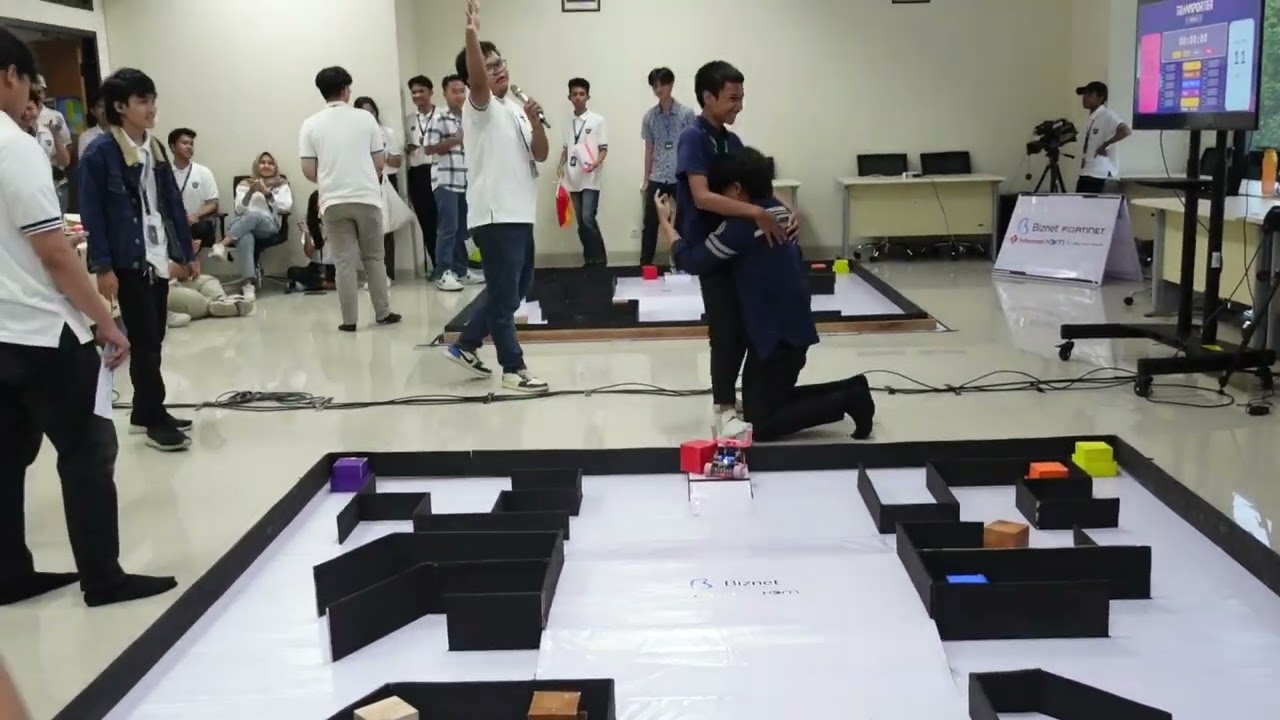 TECHNOCORNER 2024 UGM Yogyakarta, RE Surabaya Raih Juara 1, 2, 3 Transporter #robotics
