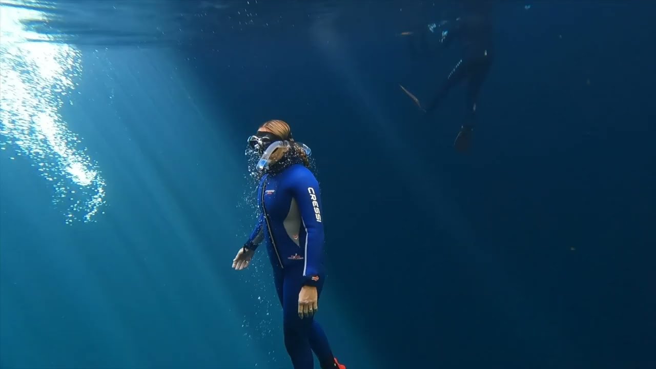 Experience The Kilsby Sinkhole With The Feel Good Family