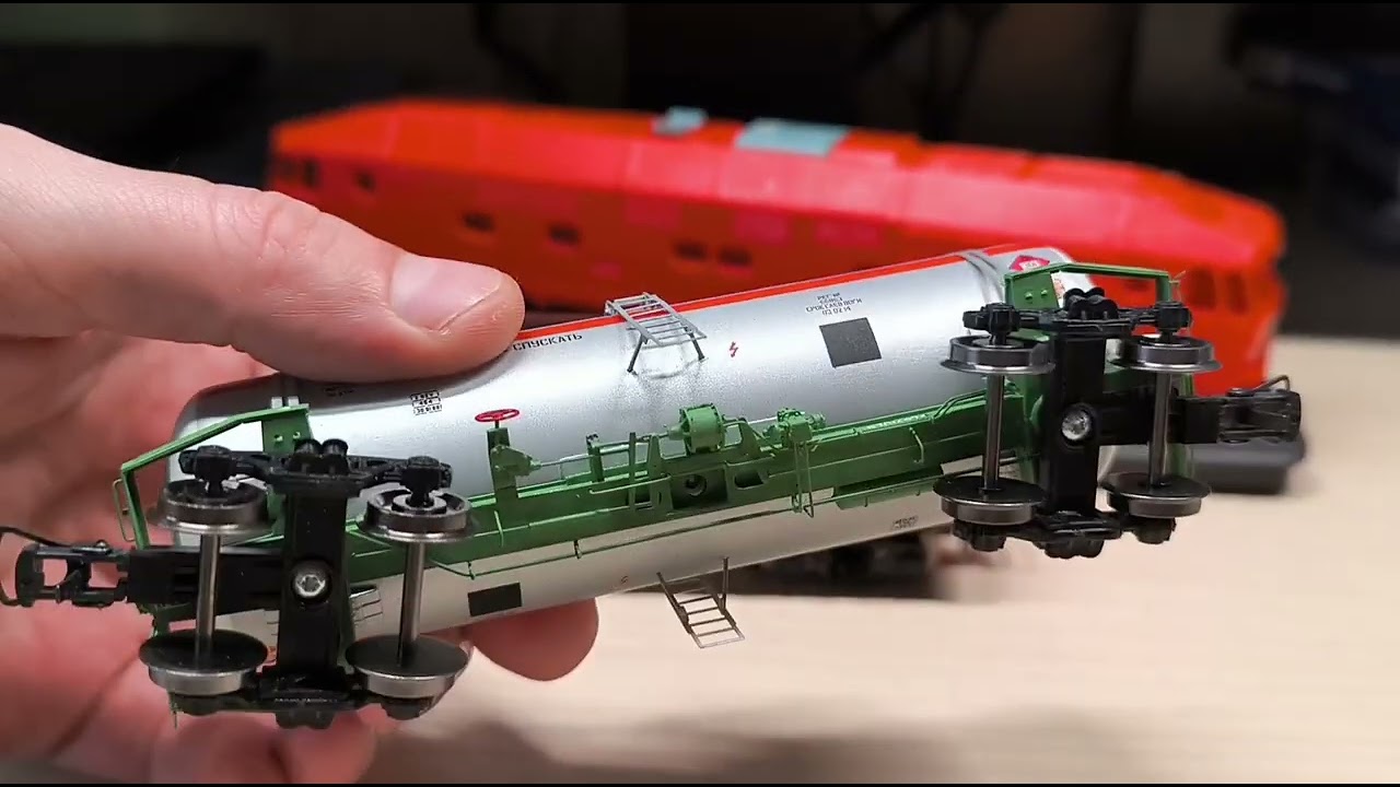 Модели  вагонов СЖД  производителей Onega, Vagonmodel, Miniaturmodelle в масштабе 1:87 HO, и другое.