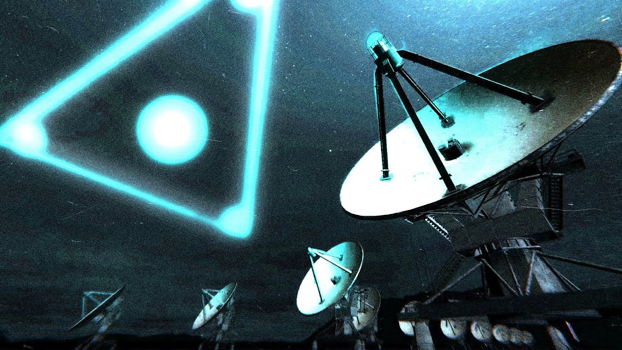 The Alien Mothership Has Arrived in Signal Simulator