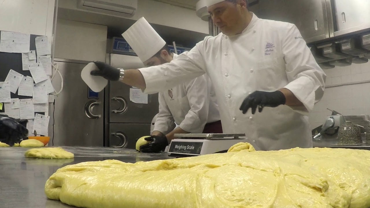 D'Antoni dal 1974 -  Pandoro Artigianale (Making of)