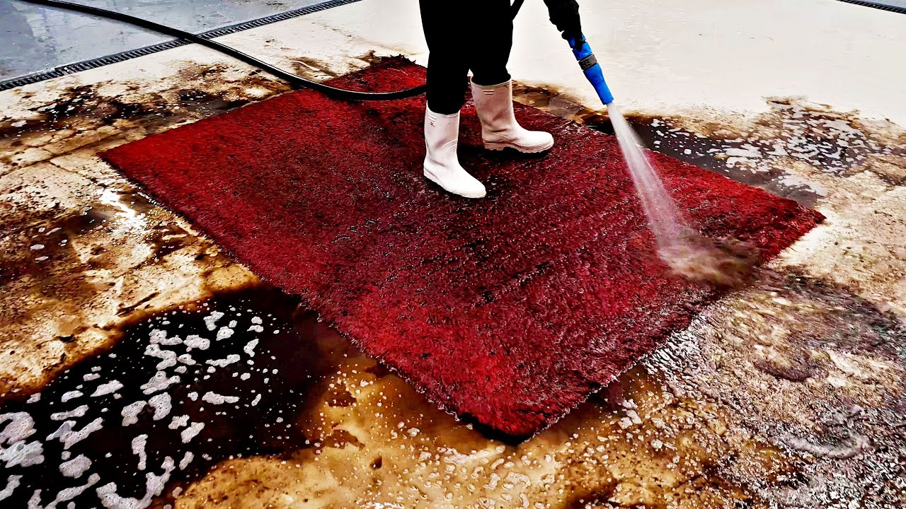 What's wrong with this shaggy carpet?! Cleaning took me 3 hours! | Speeded Up