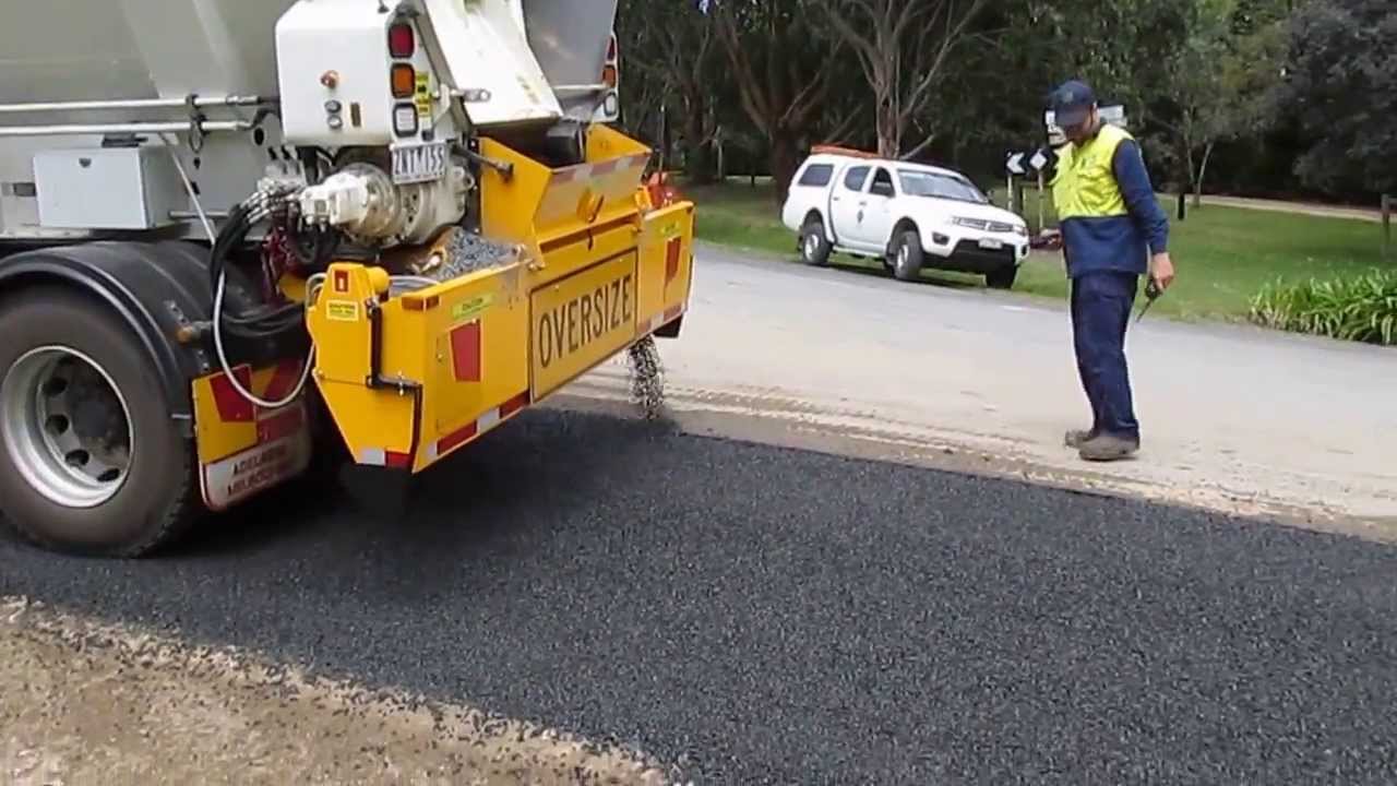 Using the Trout River Chip Spreader with a Remote Control - Chip Spreader by Trout River Australia