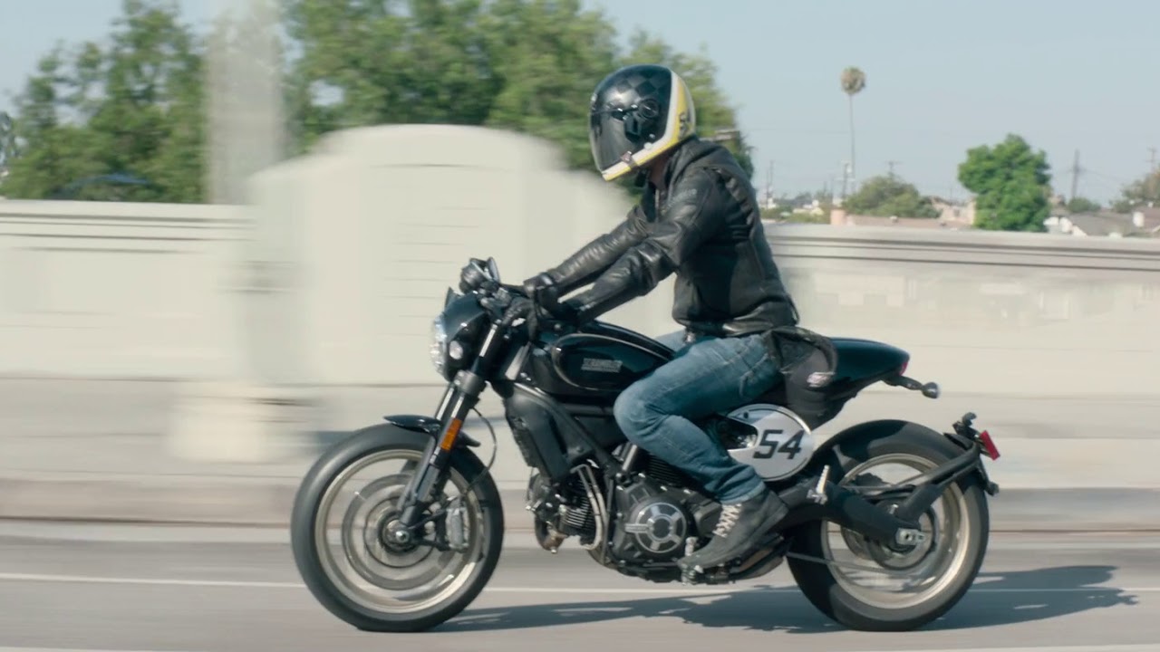 Ducati Scrambler Caf&eacute; Racer