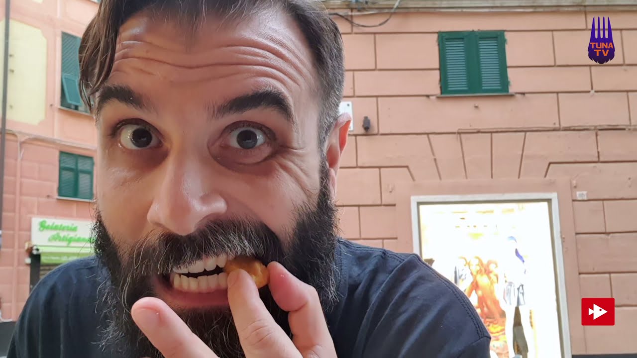 Andar per fritti e trippe a Genova | #TonnoInTour_Ep1 | Primo giorno