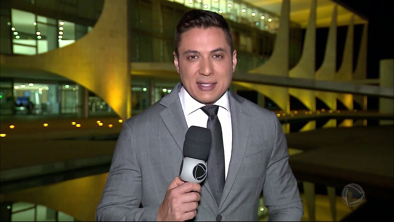 Presidente Jair Bolsonaro defende regulamenta&ccedil;&atilde;o do garimpo