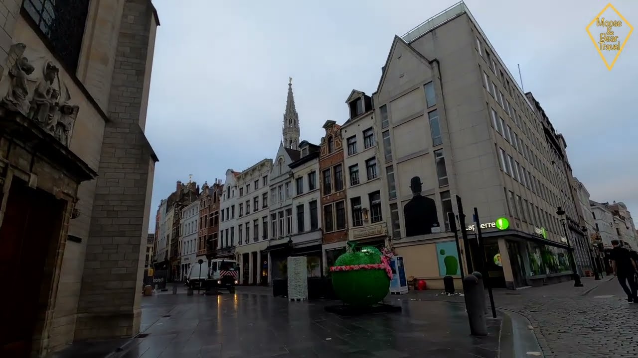 A morning walk through Brussels, Belgium  (4K)