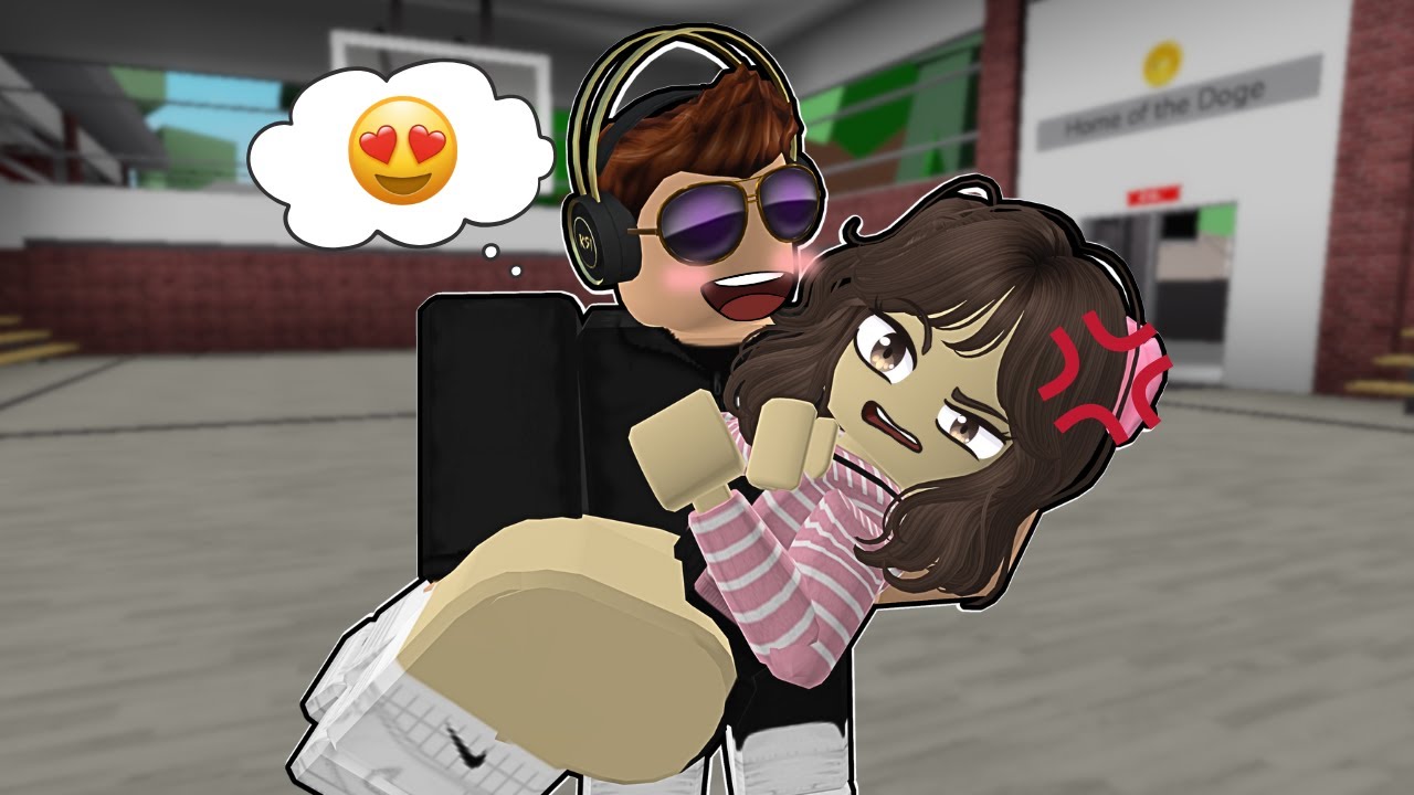 I’m Being FOLLOWED by a Crazy Fan in Roblox! | BrookHaven RP