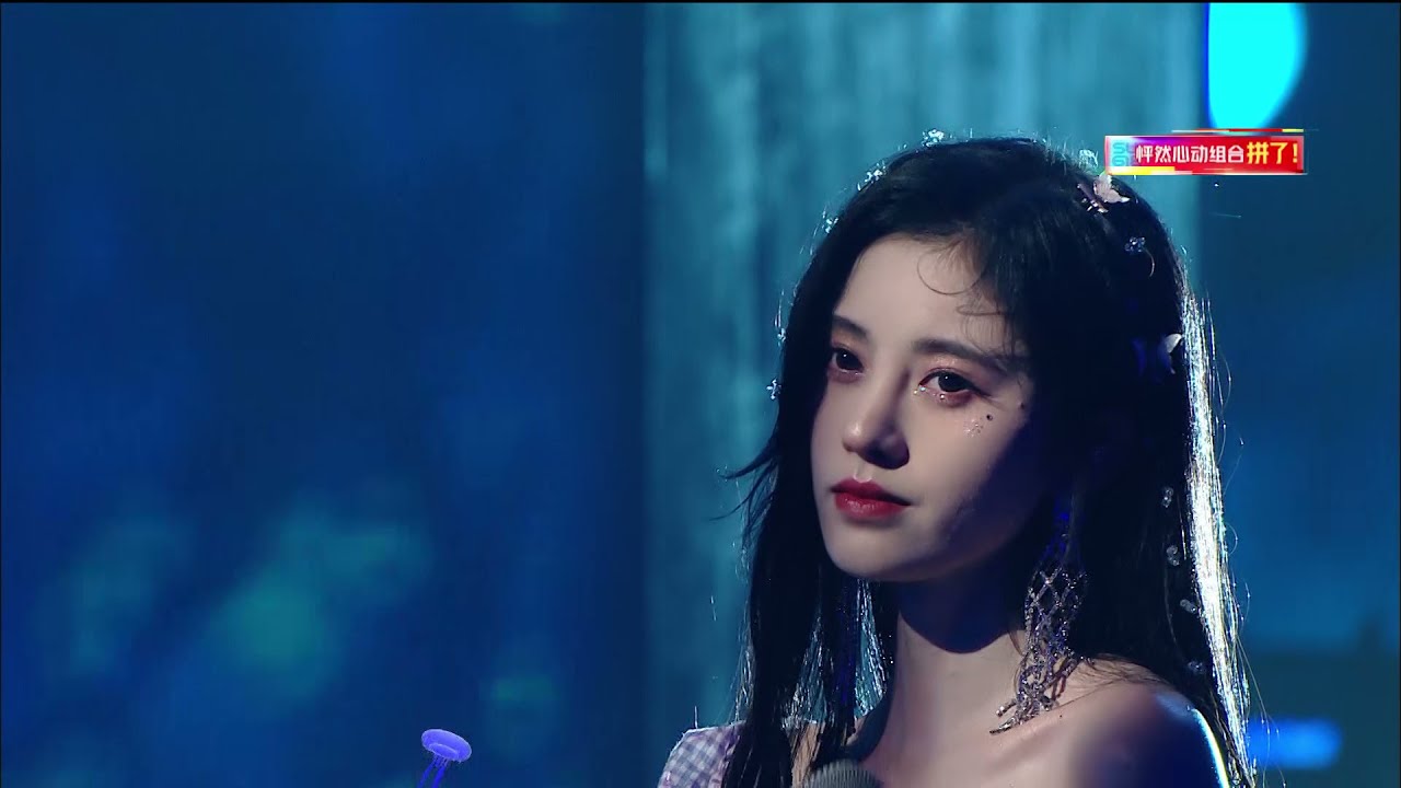 鞠婧祎Ju Jingyi倾情演唱歌曲《氧气》《Oxygen》，自带仙气美到窒息！